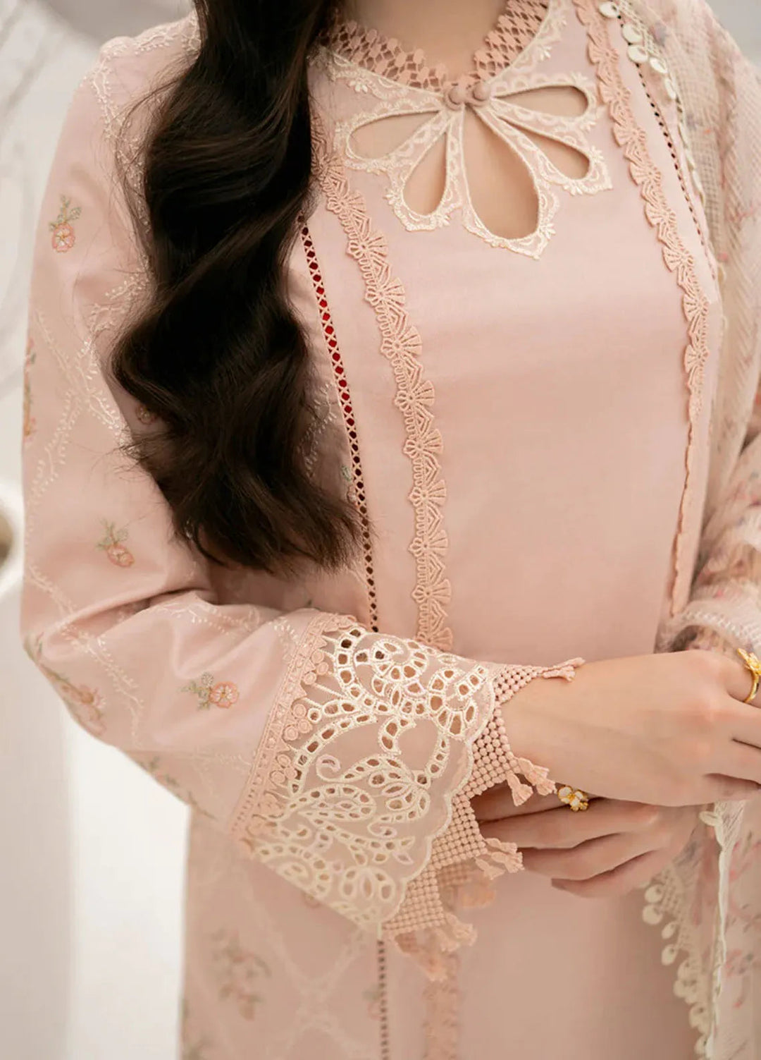 Qalamkar Pret Casual Lawn 3 Piece Suit NM-03 Stella