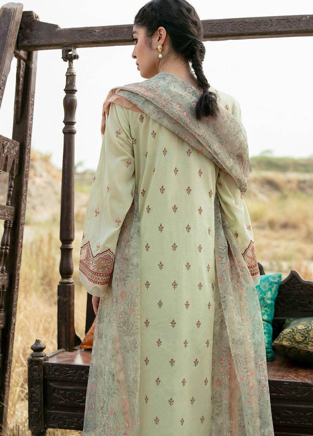 Qalamkar Embroidered Lawn Suits Unstitched 3 Piece QLM21QL EE-04 - Luxury Collection