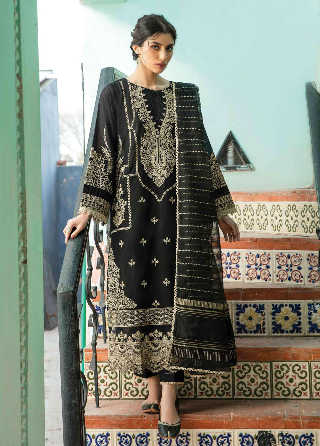 Qline By Qalamkar Embroidered Lawn Suits Unstitched 3 Piece QLM22S QB-14 Felice - Summer Collection
