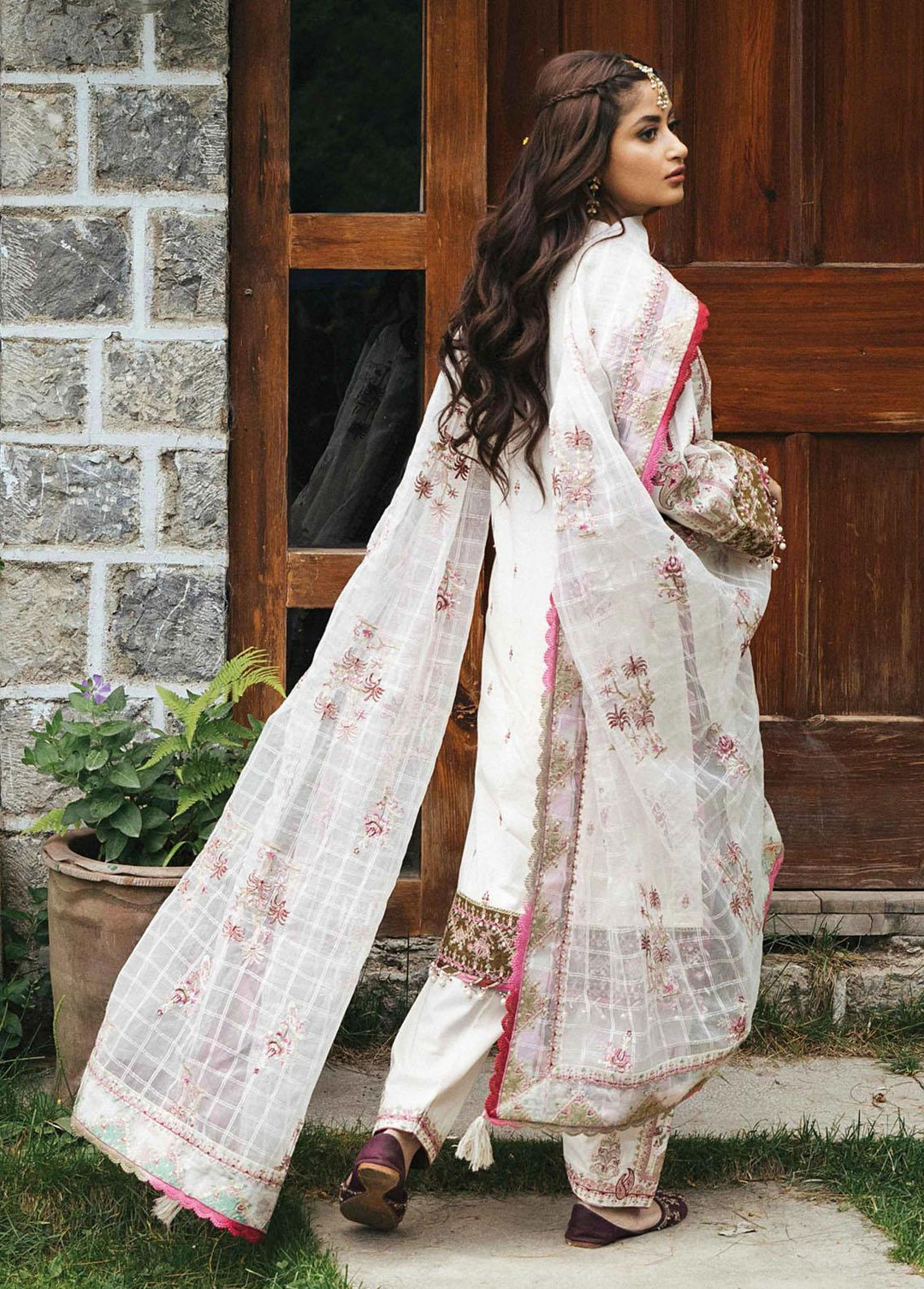 Rahi By Qalamkar Embroidered Lawn Suits Unstitched 3 Piece QLM22R EB-02 Selah - Luxury Collection