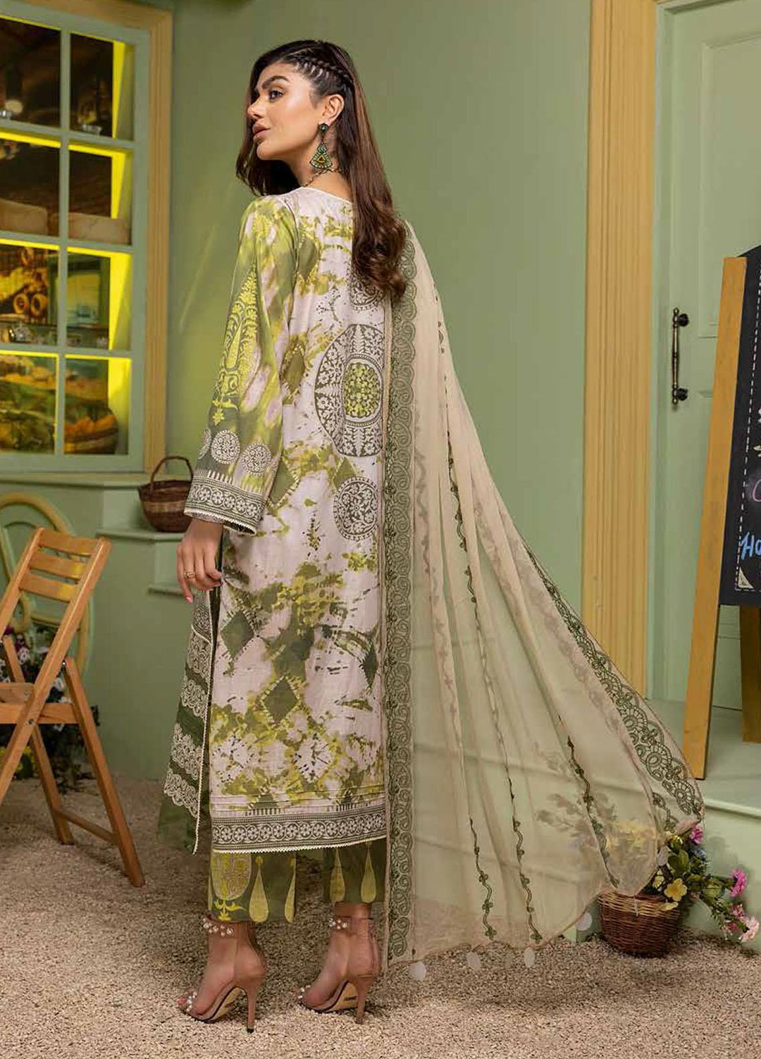 Qaus Embroidered Lawn Suits Unstitched 3 Piece QAS22-E2 QEE-02 - Eid Collection