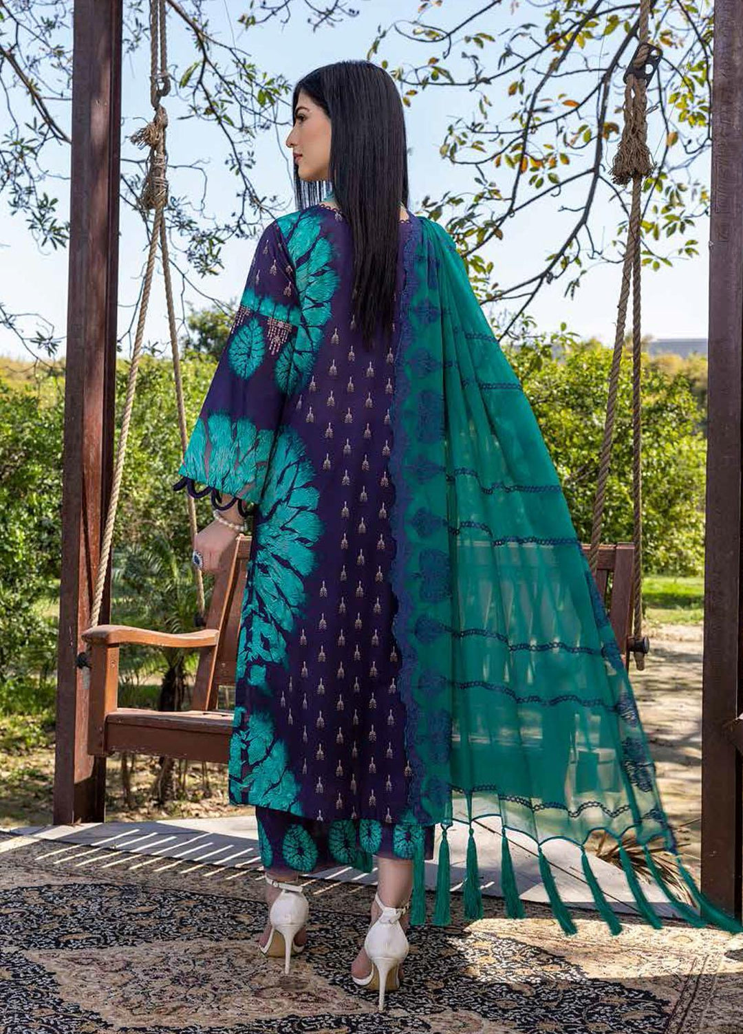 Qaus Embroidered Lawn Suits Unstitched 3 Piece QAS22-E2 QEE-04/B - Eid Collection