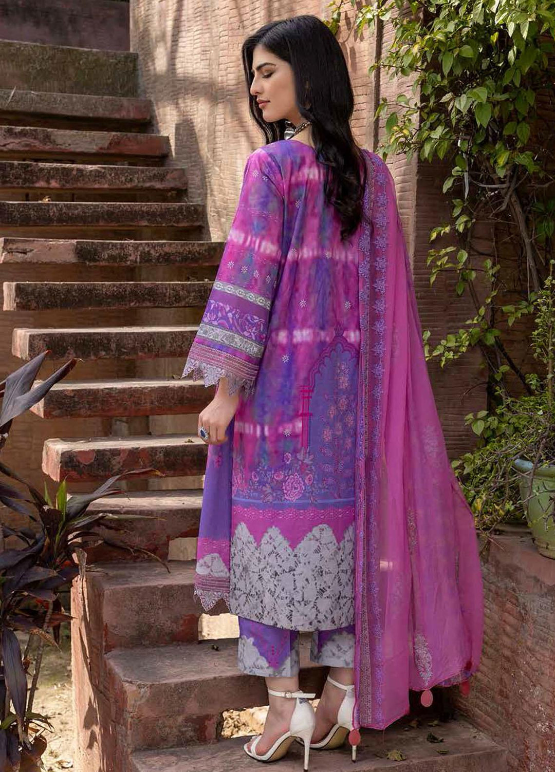 Qaus Embroidered Lawn Suits Unstitched 3 Piece QAS22-E2 QEE-05 - Eid Collection