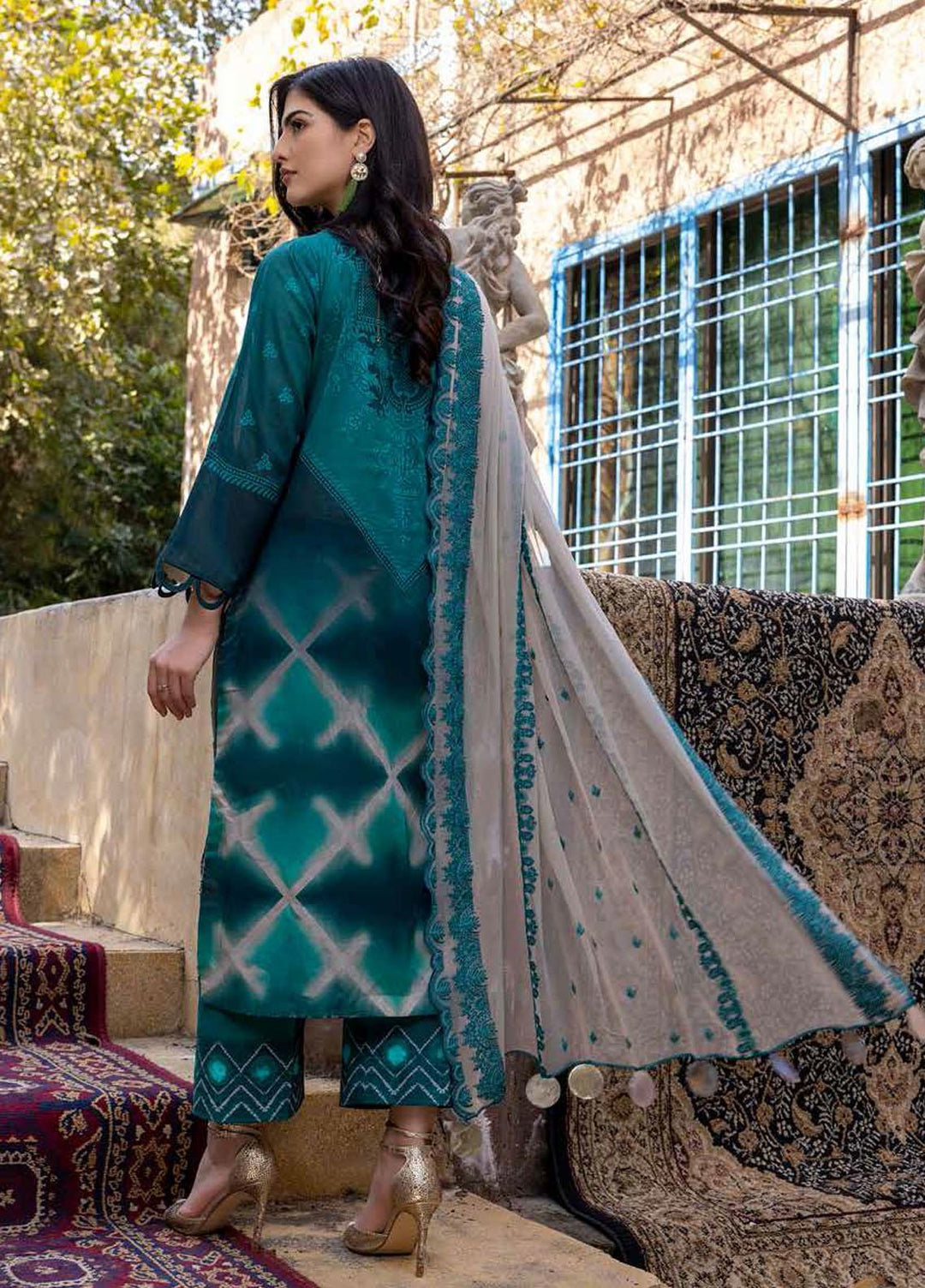 Qaus Embroidered Lawn Suits Unstitched 3 Piece QAS22-E2 QEE-06/B - Eid Collection