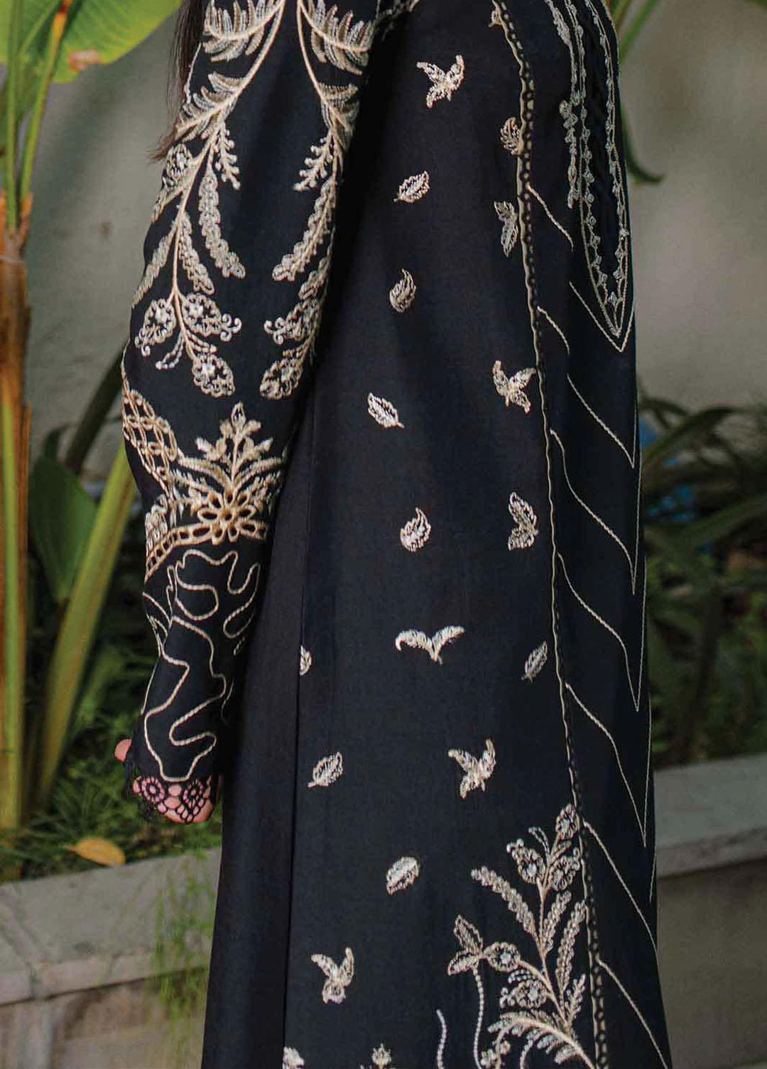 Qline By Qalamkar Embroidered Linen Suits Unstitched 3 Piece QLM23LN WL-01 Haven - Winter Collection