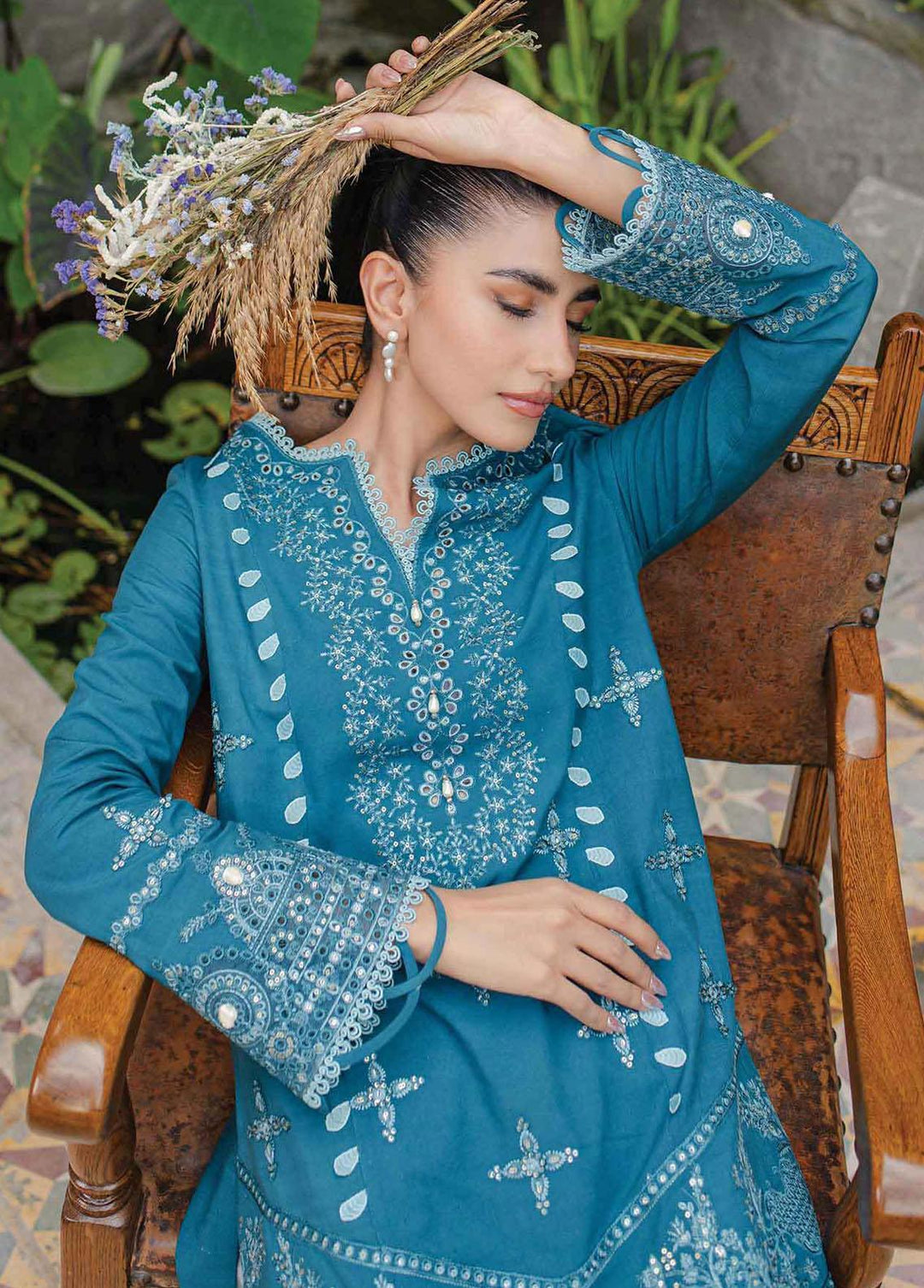 Qline By Qalamkar Embroidered Linen Suits Unstitched 3 Piece QLM23LN WL-08 Solene - Winter Collection