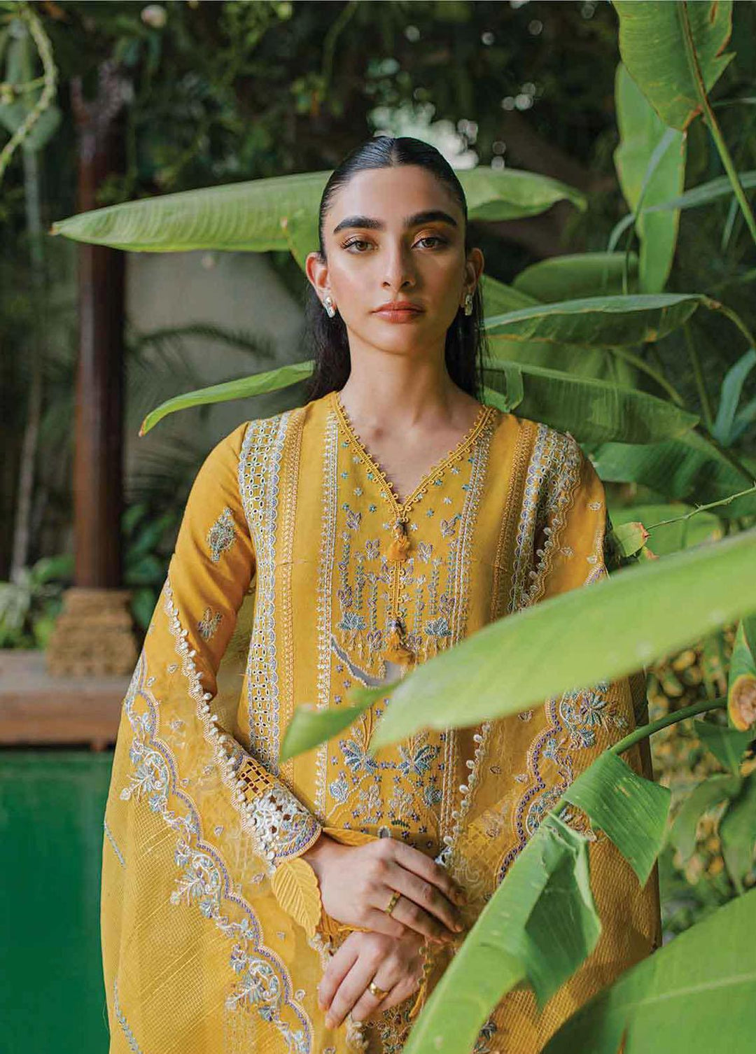 Qline By Qalamkar Embroidered Linen Suits Unstitched 3 Piece QLM23LN WL-09 Valeria - Winter Collection