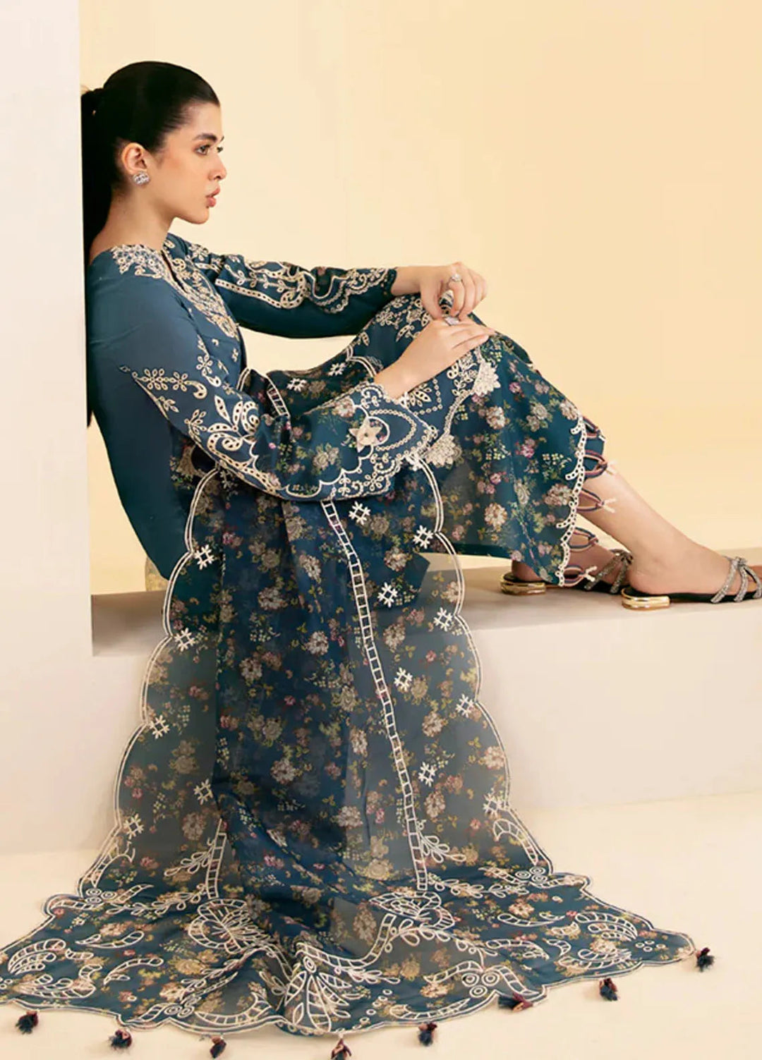 Qlinekari By Qalamkar Chikankari Lawn Suit Unstitched 3 Piece QLM24QK SQ-05 Ela - Summer Collection