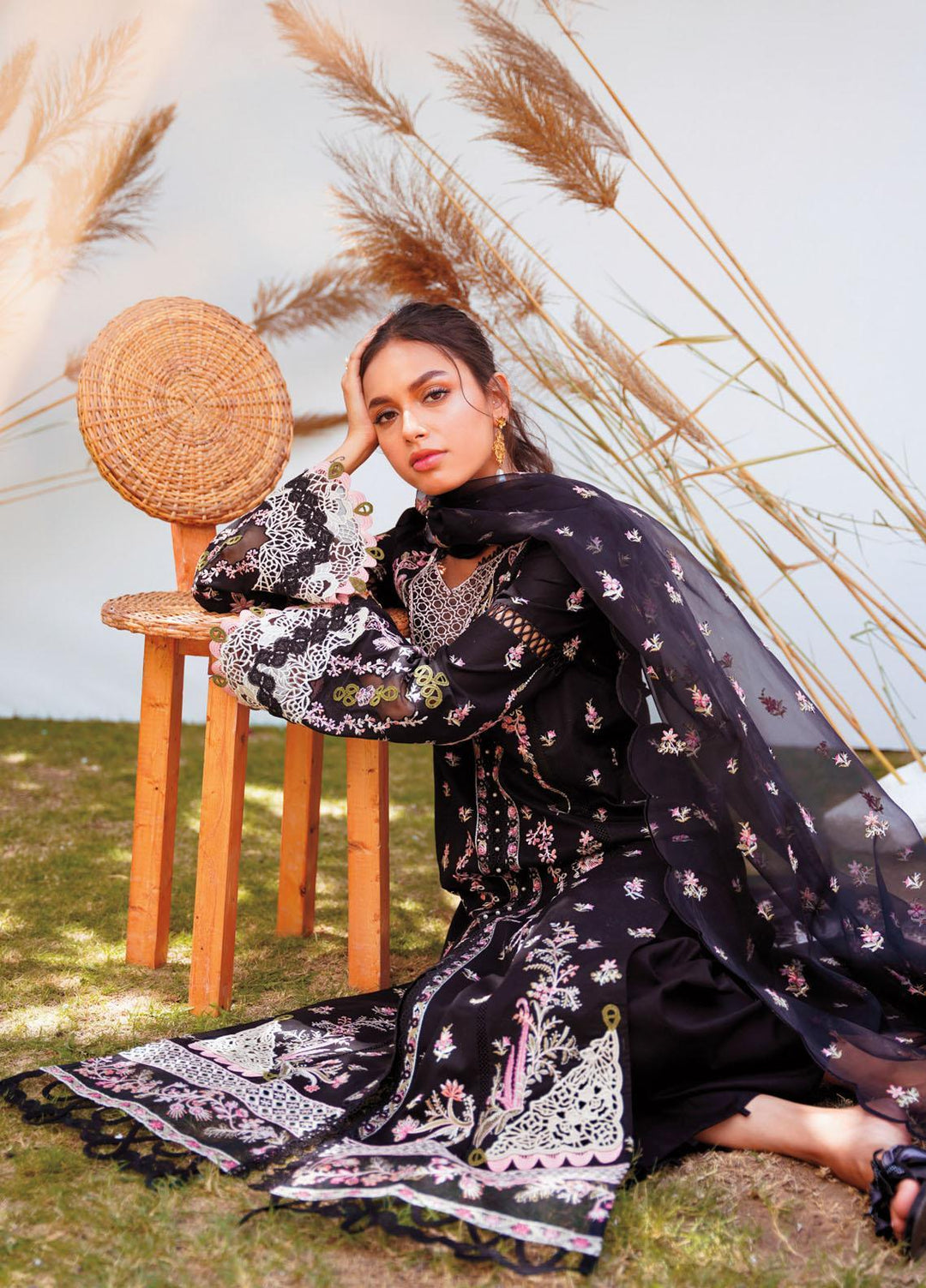 Qlinekari By Qalamkar Embroidered Chikankari Suits Unstitched 3 Piece QLM23QL RT-09 Sylvi - Summer Collection