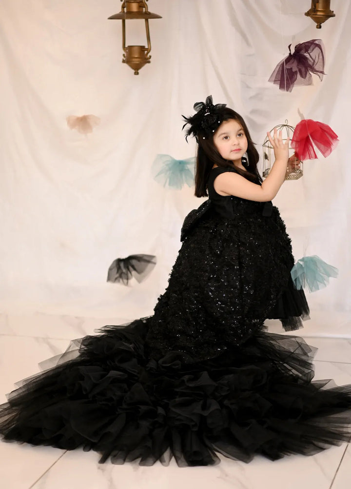 Qurratulain Saqib Pret Embroidered Shirt Black Forest