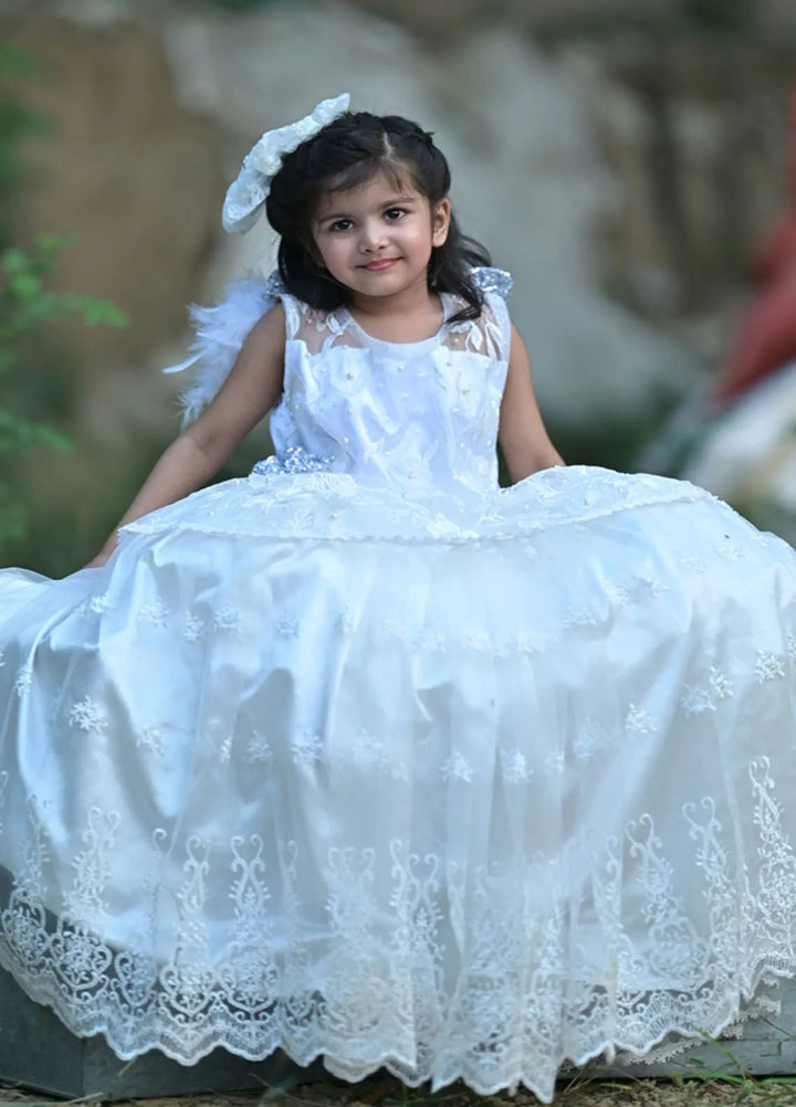 Qurratulain Saqib Pret Embroidered Shirt White Deluxe