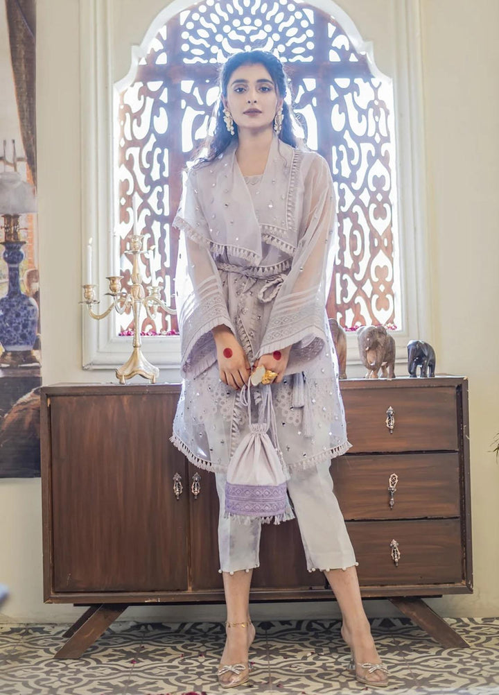 Nuriyaa Luxury Pret Embroidered Organza 3 Piece NR21RY Chashm-e-Jaam