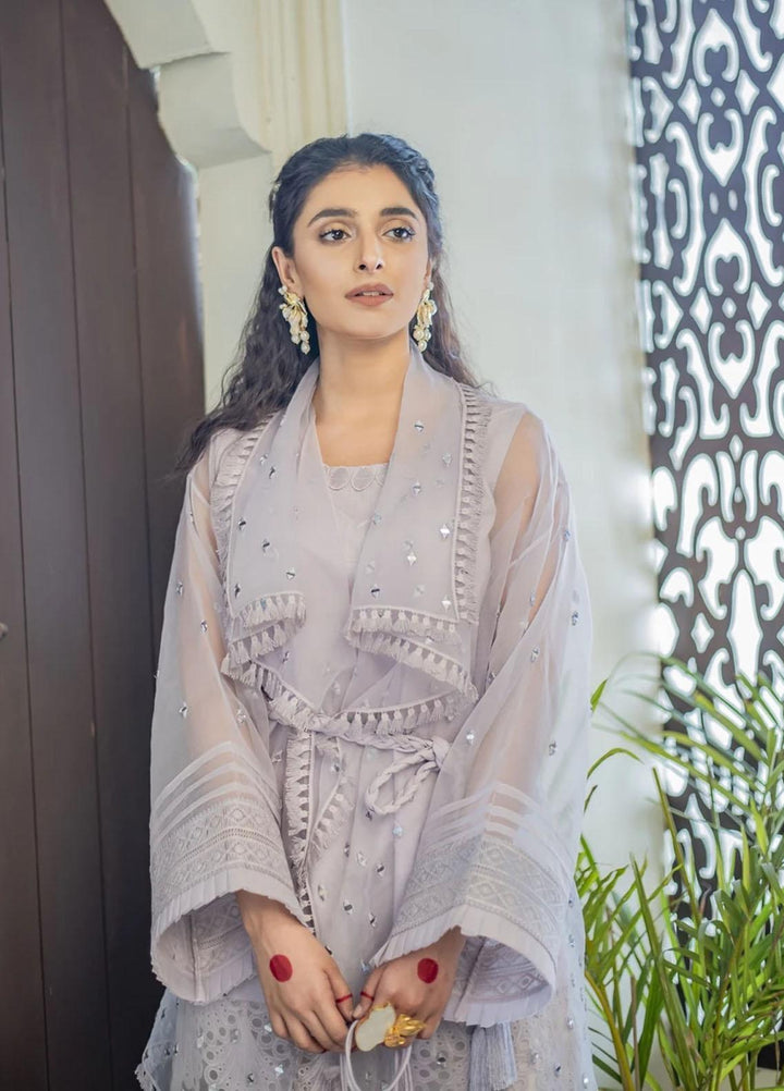 Nuriyaa Luxury Pret Embroidered Organza 3 Piece NR21RY Chashm-e-Jaam
