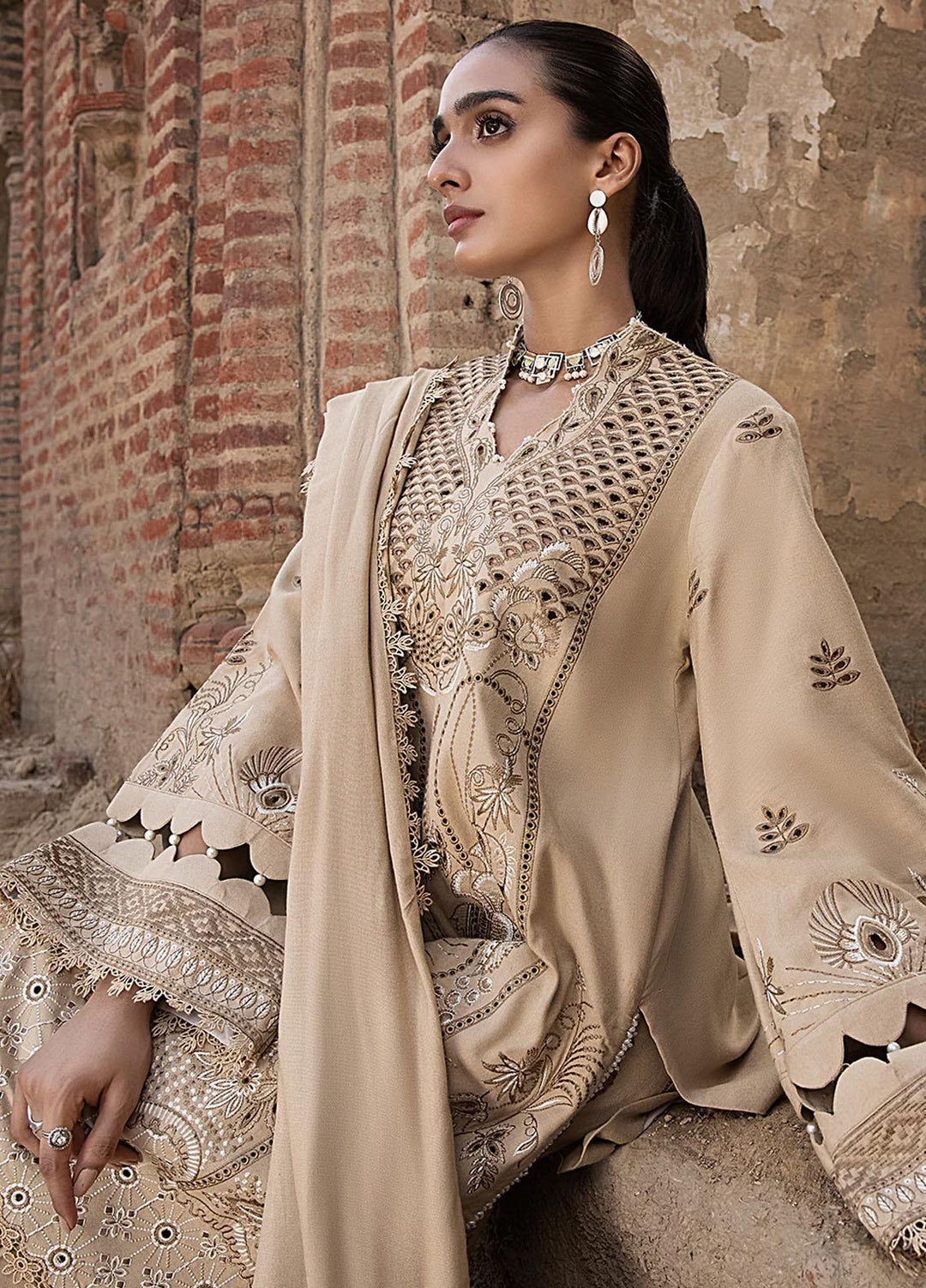 Raahi By Izel Embroidered Fiber Suits Unstitched 3 Piece IZL23RH Zarish - Winter Collection