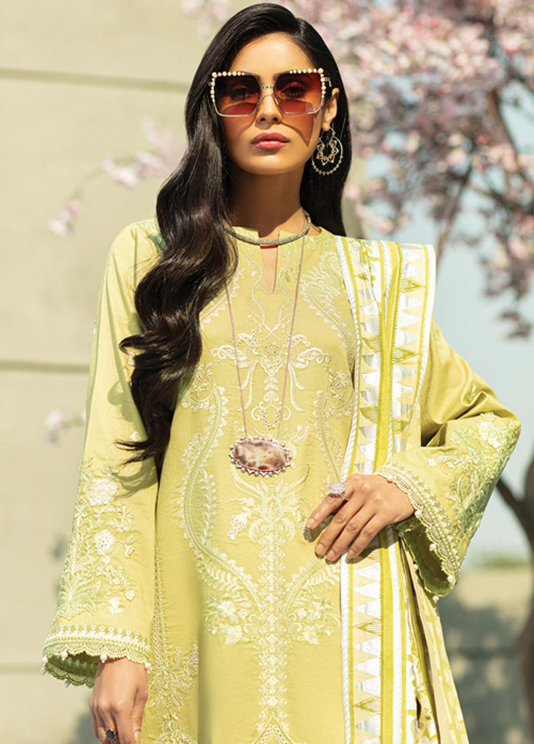 Raaya by Rang Rasiya Embroidered Lawn Suits Unstitched 3 Piece RY22CL D-05 BERYL - Summer Collection