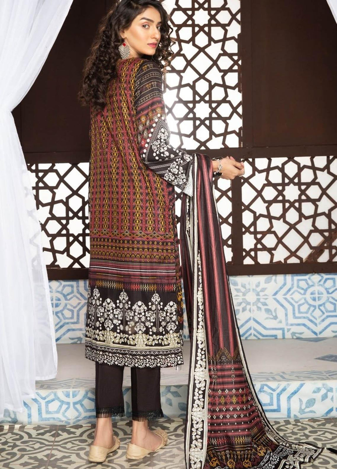 Ittehad Textiles Printed Lawn Suits Unstitched 3 Piece IT21R LF-RHT-21702B - Summer Collection
