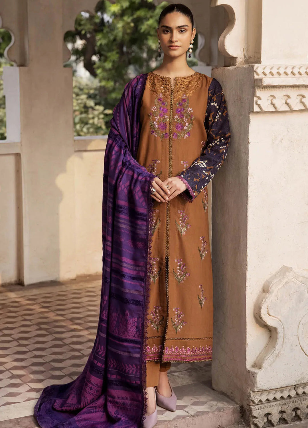 Rajbari Embroidered Khaddar Suit Unstitched 3 Piece RB24W 1B - Winter Collection