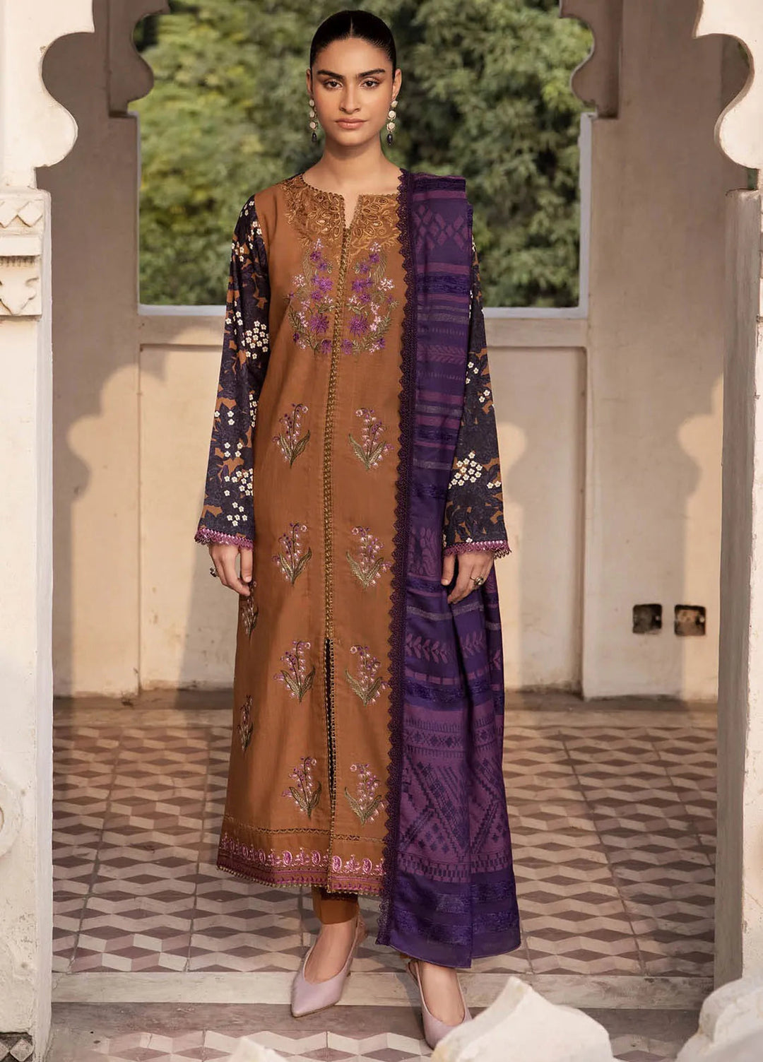 Rajbari Embroidered Khaddar Suit Unstitched 3 Piece RB24W 1B - Winter Collection