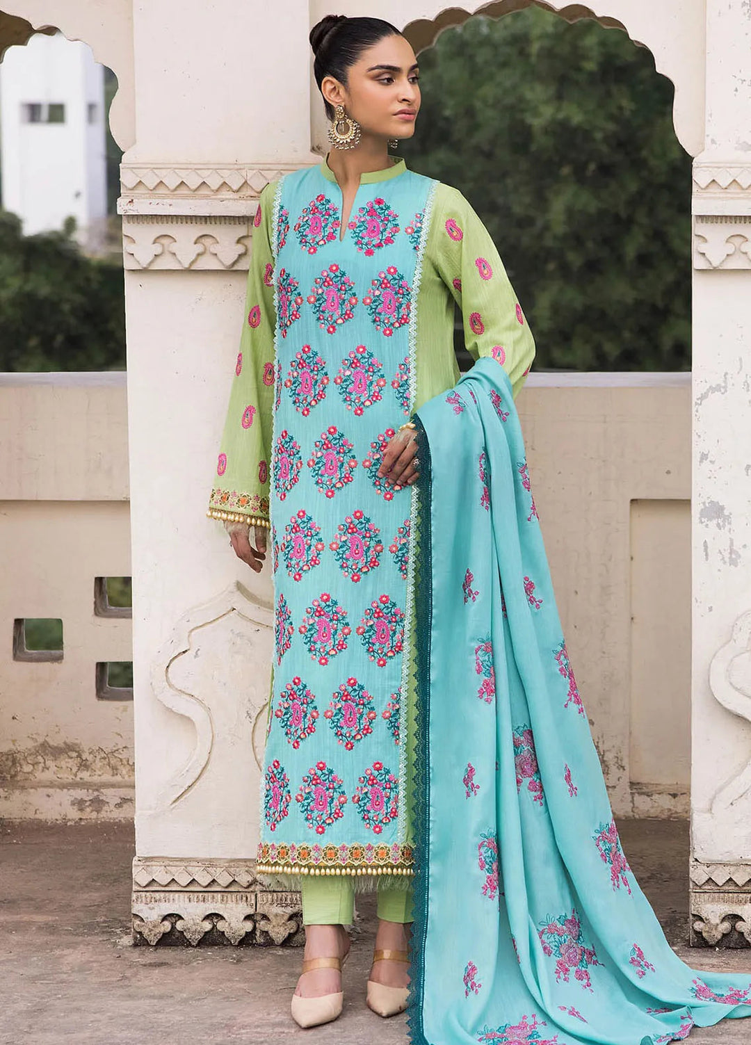 Rajbari Embroidered Khaddar Suit Unstitched 3 Piece RB24W 3B - Winter Collection