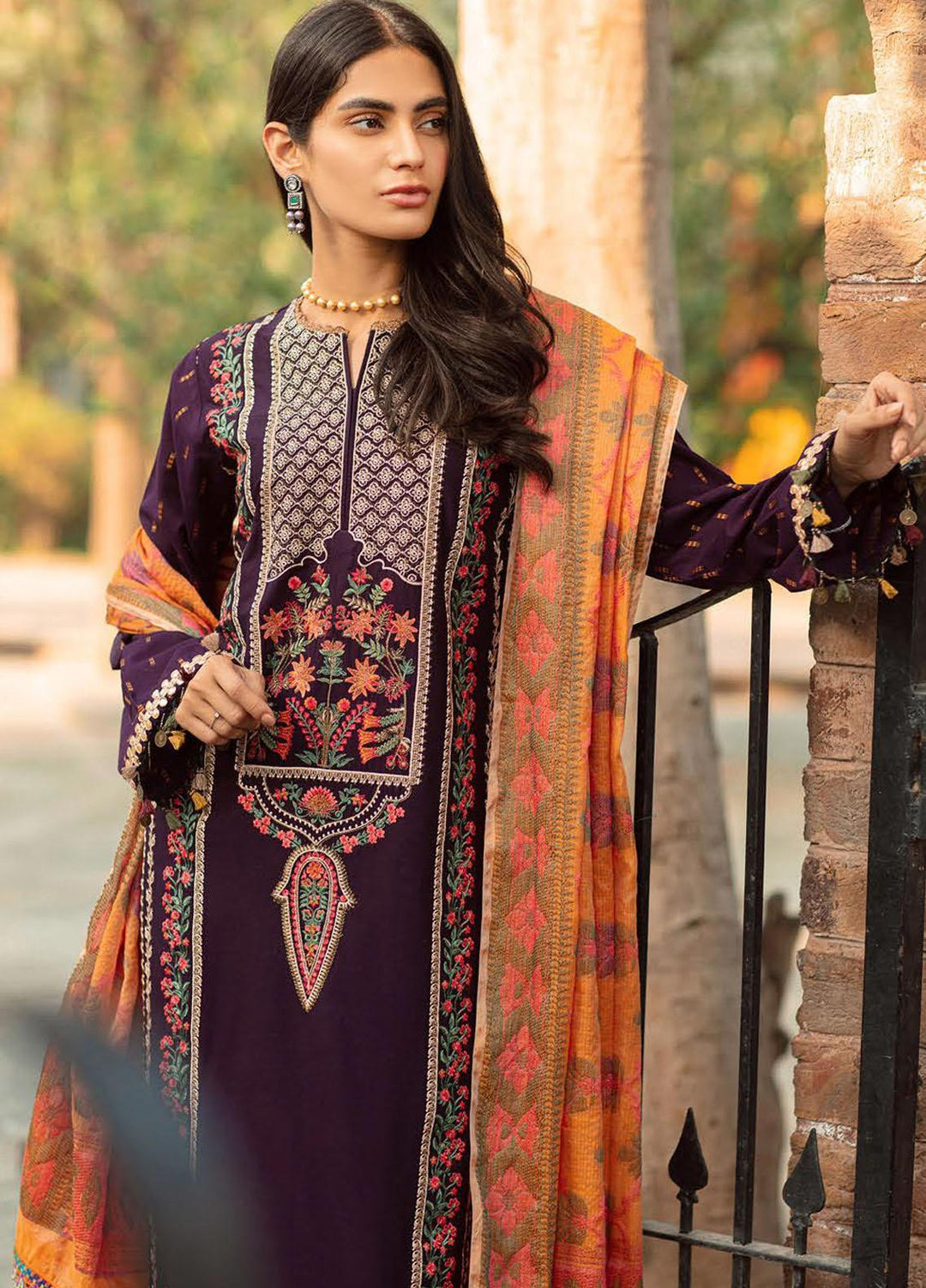 RajBari Embroidered Lawn Suits Unstitched 3 Piece RB22J 4A - Exclusive Collection
