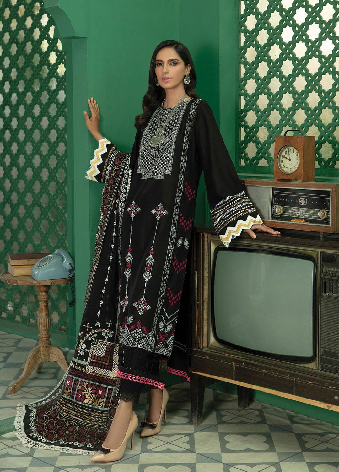 RajBari Embroidered Chikankari Suits Unstitched 3 Piece RB22CK 02 Parishey - Spring / Summer Collection