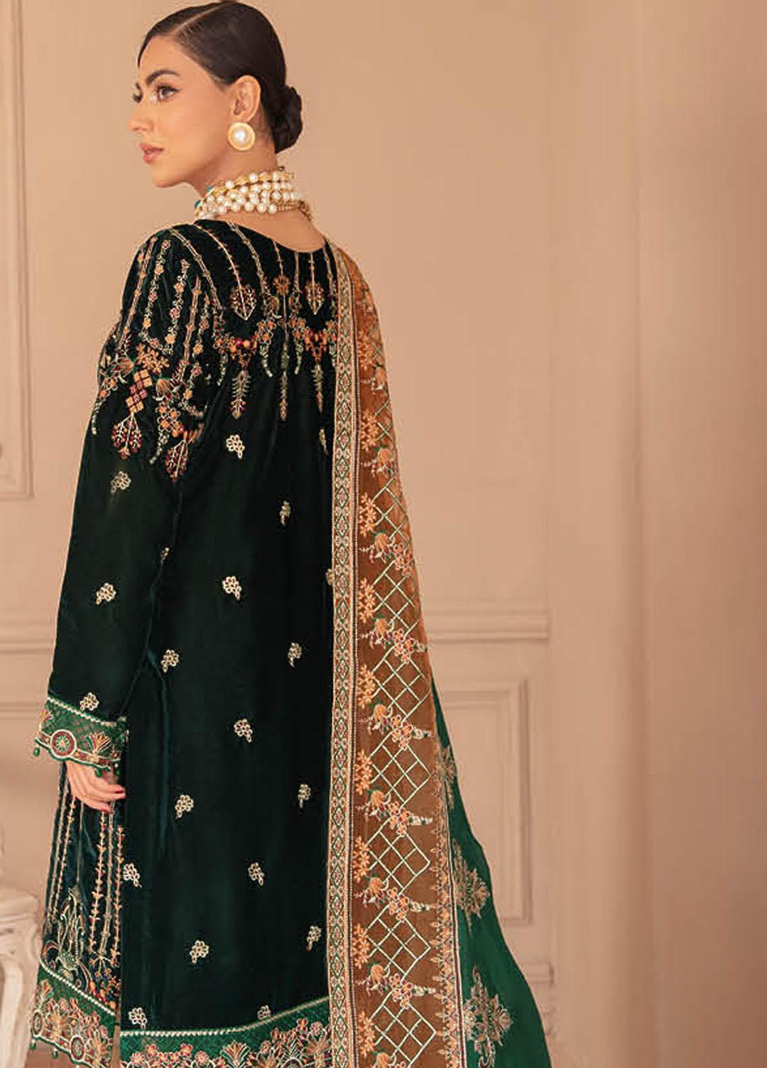 Ramsha Embroidered Velvet Suits Unstitched 3 Piece RSH22V5 V-502 - Winter Collection