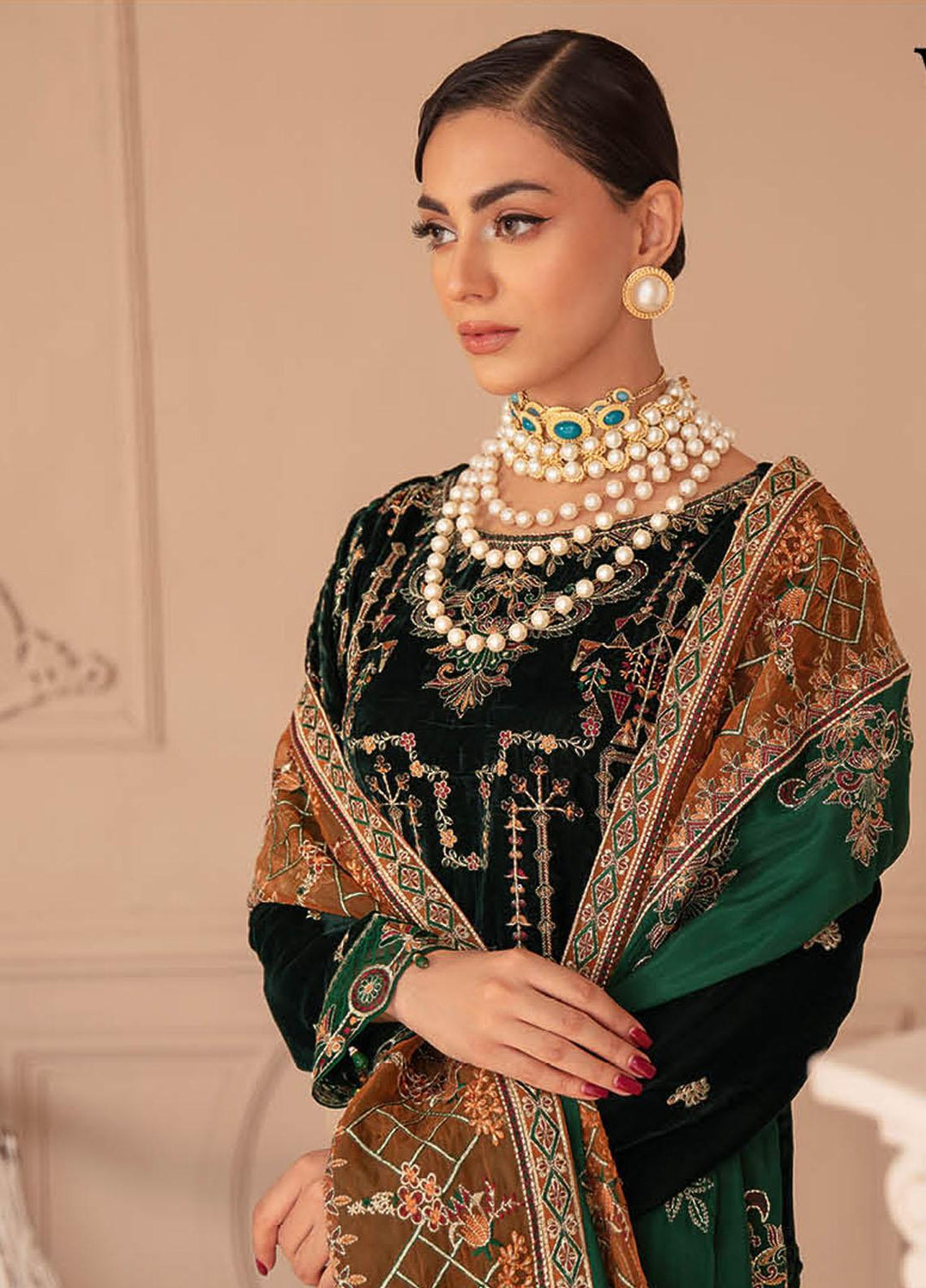 Ramsha Embroidered Velvet Suits Unstitched 3 Piece RSH22V5 V-502 - Winter Collection