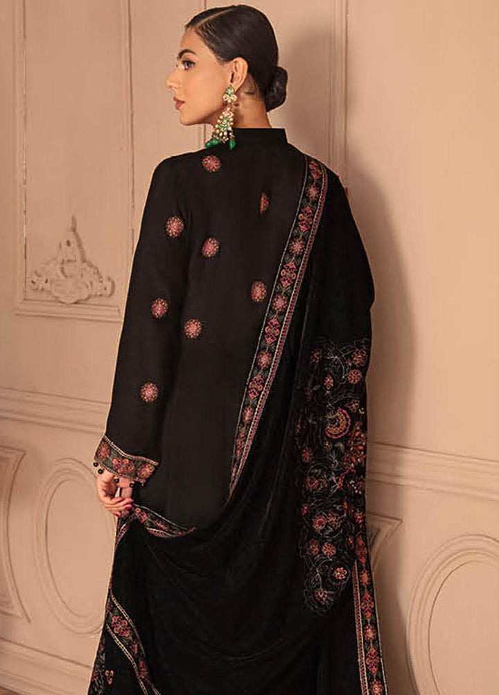 Ramsha Embroidered Velvet Suits Unstitched 3 Piece RSH22V5 V-504 - Winter Collection