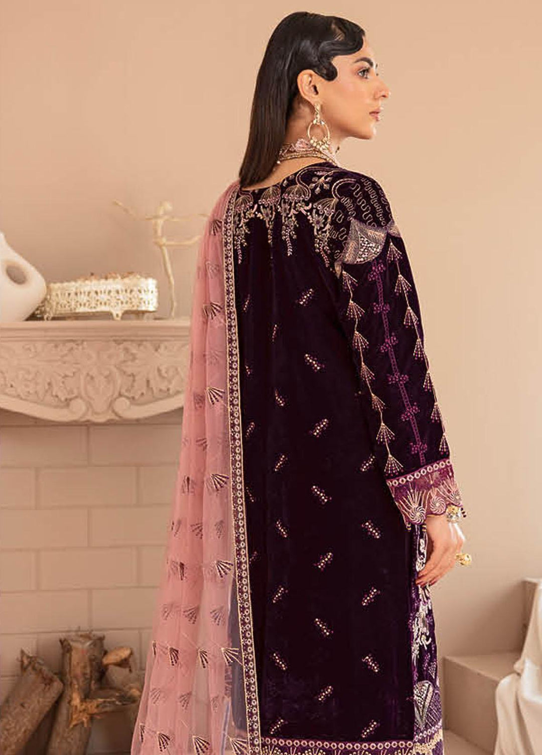 Ramsha Embroidered Velvet Suits Unstitched 3 Piece RSH22V5 V-505 - Winter Collection