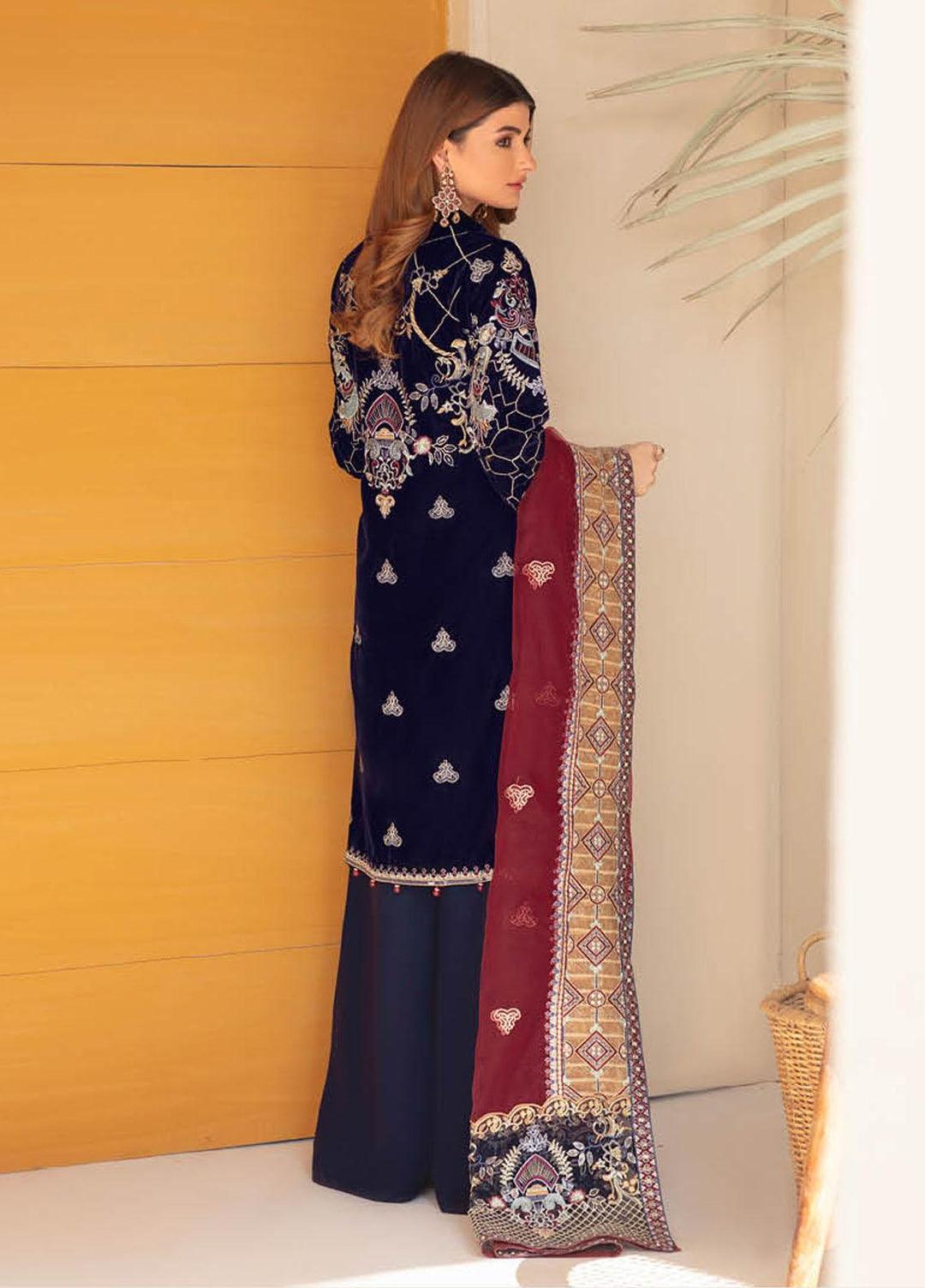 Ramsha Embroidered Velvet Suits Unstitched 3 Piece RSH21V-4 V-404 - Winter Collection