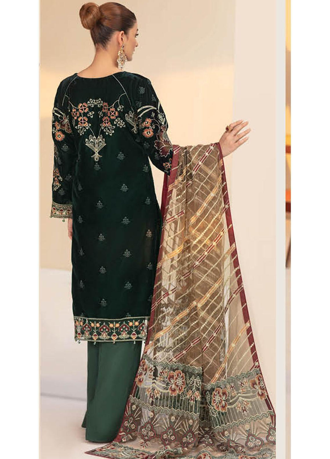 Ramsha Embroidered Velvet Suits Unstitched 3 Piece RSH21V-4 V-406 - Winter Collection