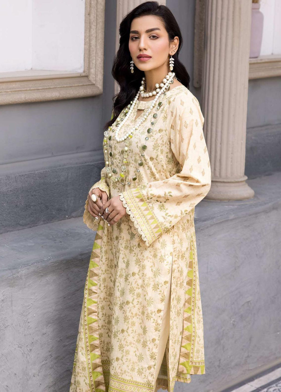 Rang By Motifz Embroidered Lawn Suits Unstitched 3 Piece MT23-R2 D-3726 - Summer Collection