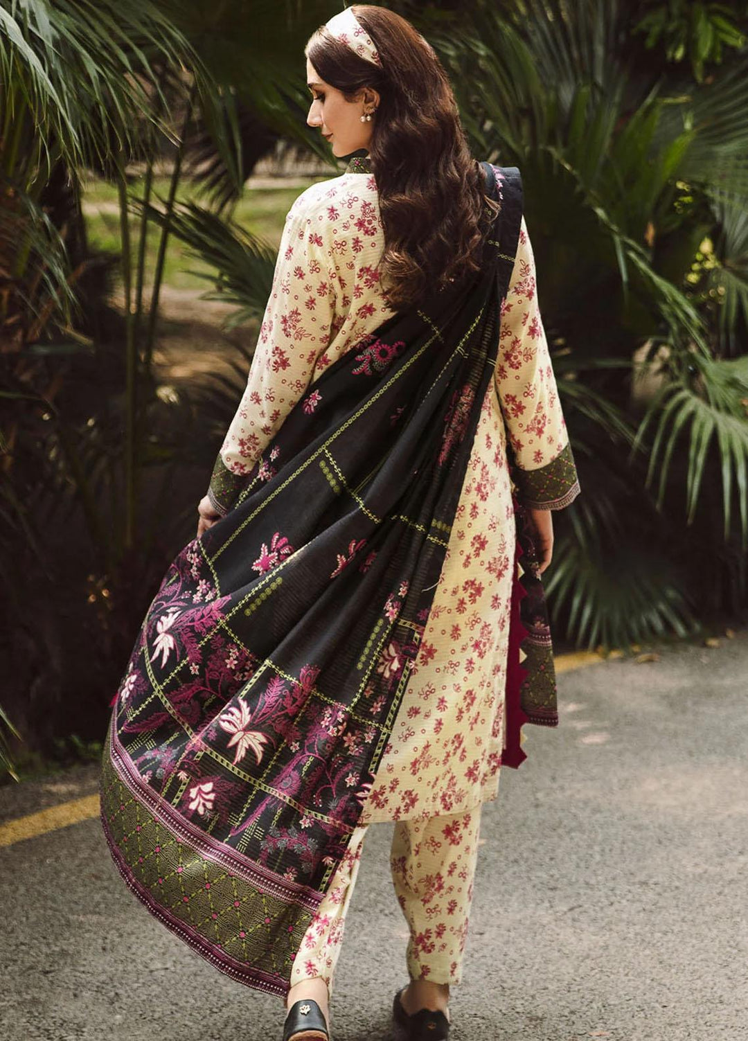 Rang By Motifz Printed Khaddar Suits Unstitched 3 Piece MT23RPK D-4343 - Winter Collection