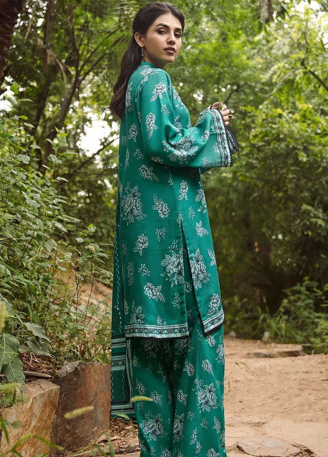 Rang By Motifz Printed Khaddar Suits Unstitched 3 Piece MT23RPK D-4350 - Winter Collection