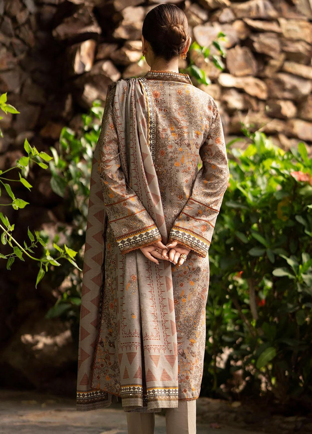 Rang By Motifz Printed Khaddar Suits Unstitched 3 Piece MT23R-V2 4365-Rosalie - Winter Collection