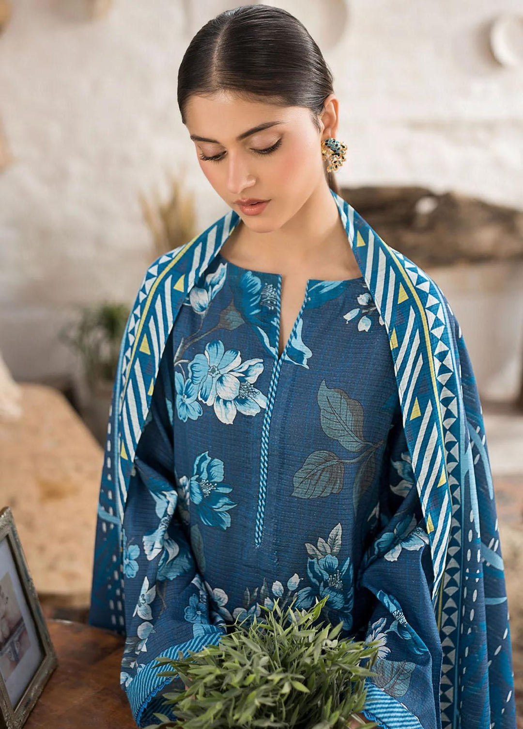 Rang By Motifz Printed Khaddar Suits Unstitched 3 Piece MT23R-V3 4411 Dastaan - Winter Collection