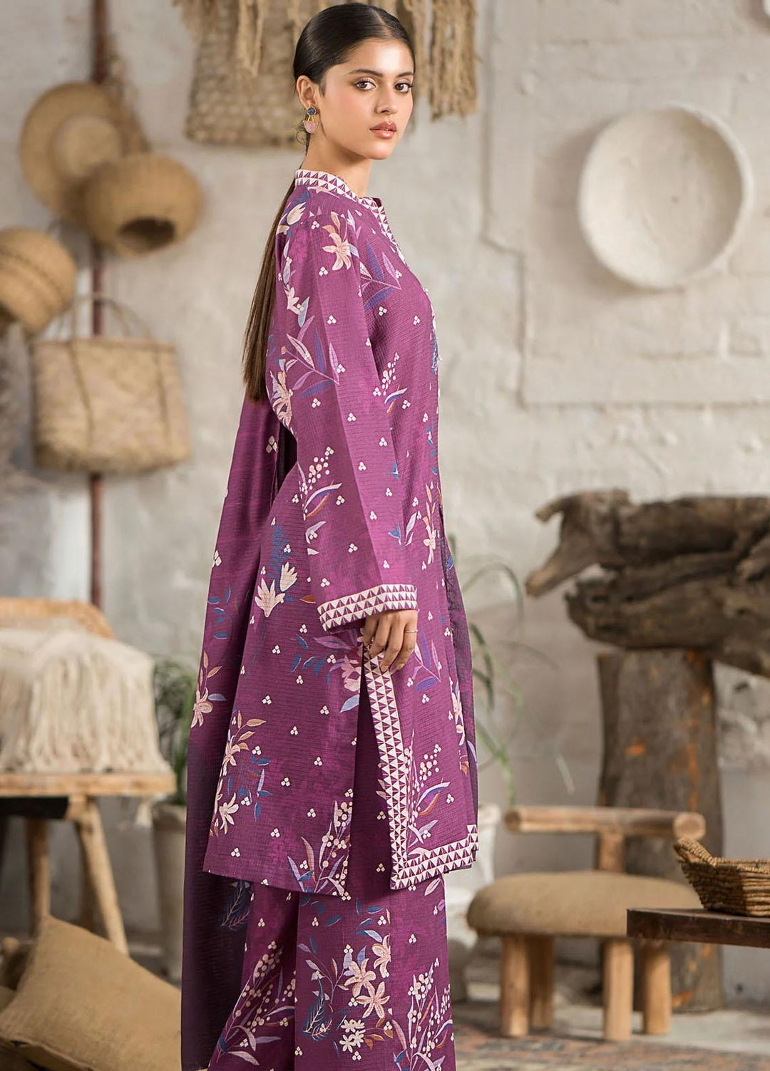 Rang By Motifz Printed Khaddar Suits Unstitched 3 Piece MT23R-V3 4412 Gull - Winter Collection