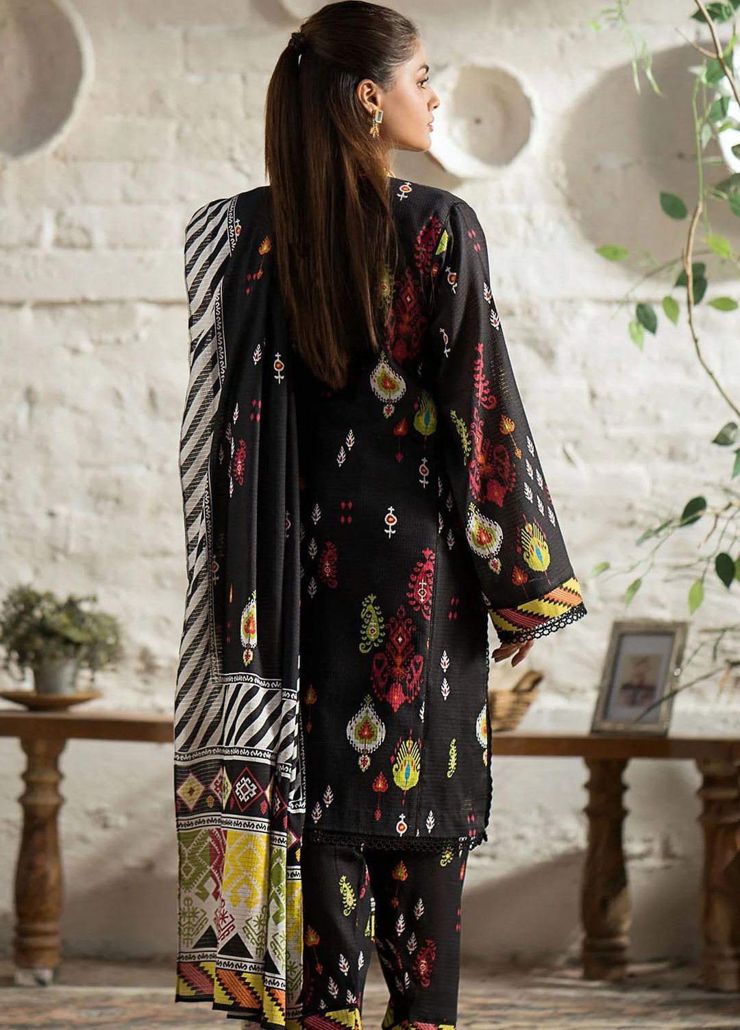 Rang By Motifz Printed Khaddar Suits Unstitched 3 Piece MT23R-V3 4413 Qurbat - Winter Collection