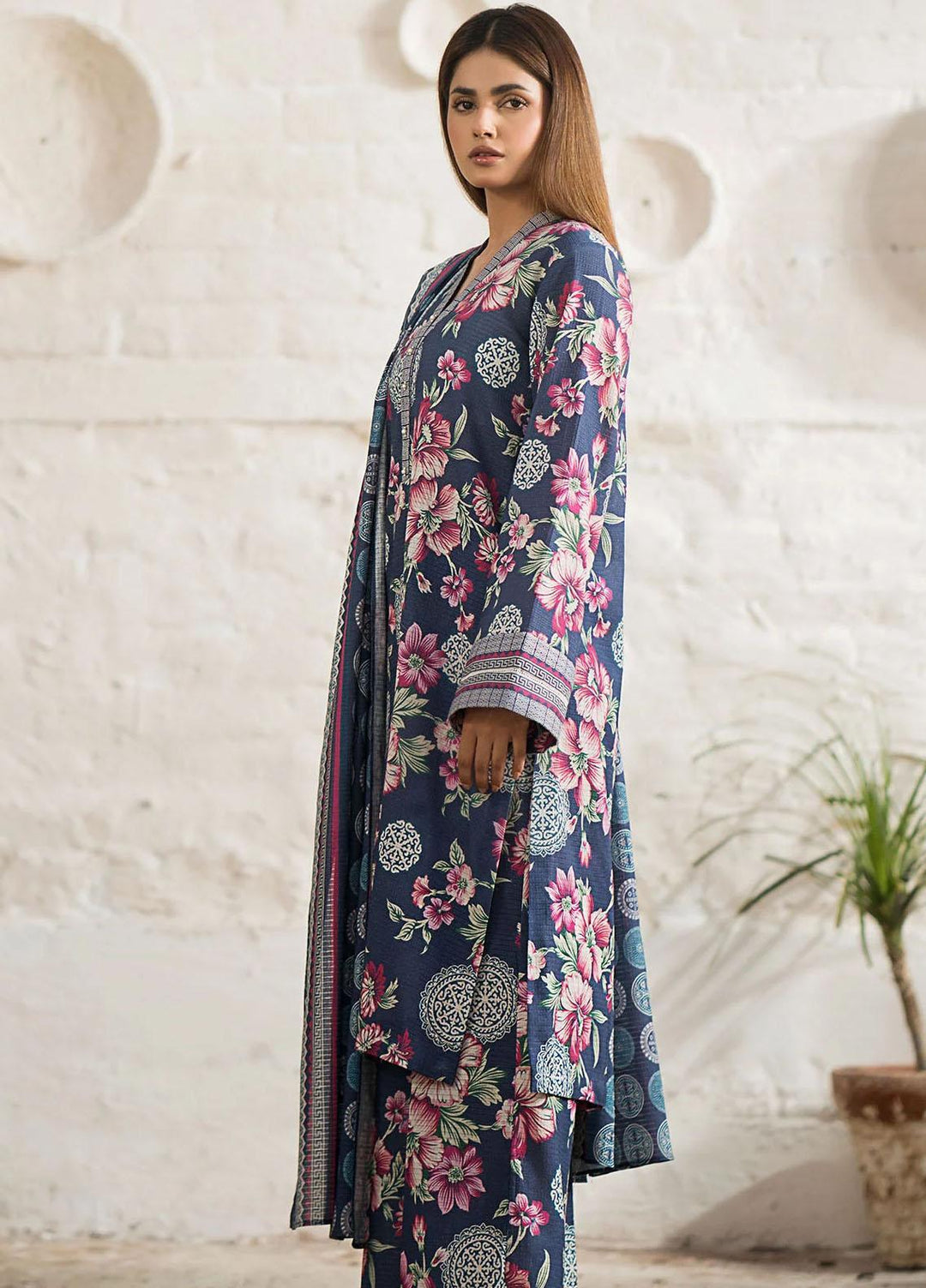 Rang By Motifz Printed Khaddar Suits Unstitched 3 Piece MT23R-V3 4415 Aafreen - Winter Collection