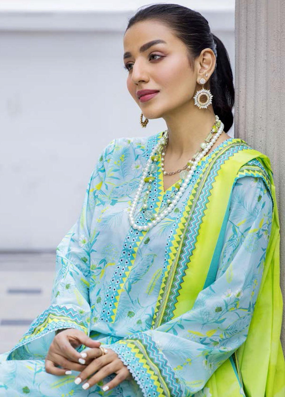 Rang By Motifz Printed Lawn Suits Unstitched 3 Piece MT23R 3706 OYSTER - Summer Collection
