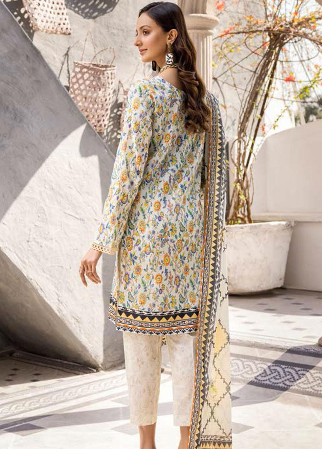 Rang By Motifz Printed Lawn Suits Unstitched 3 Piece MT23R 3709 BLOSSOM - Summer Collection