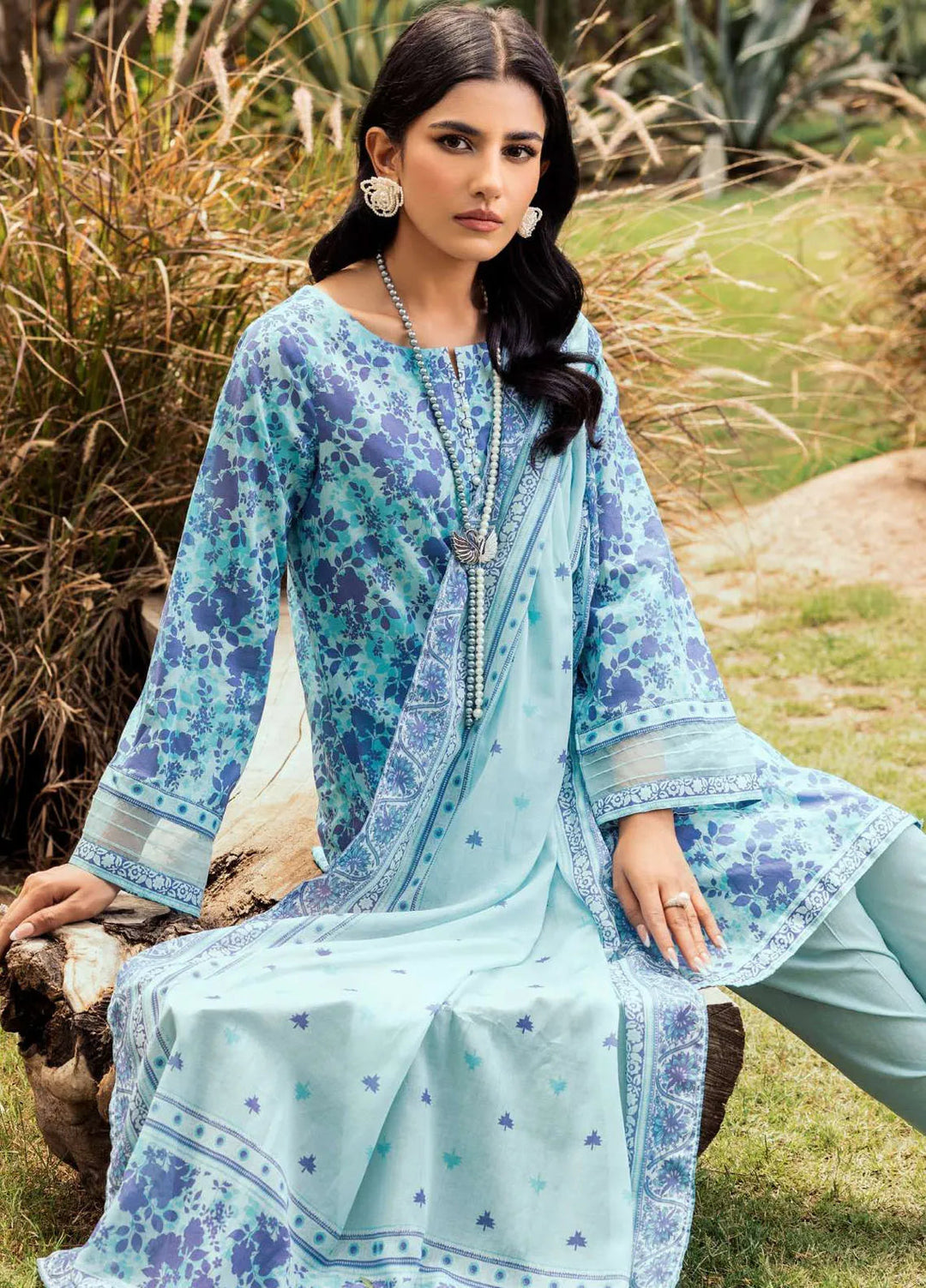 Rang By Motifz Printed Lawn Suit Unstitched 3 Piece MT24R5 4714 Gul - Summer Collection