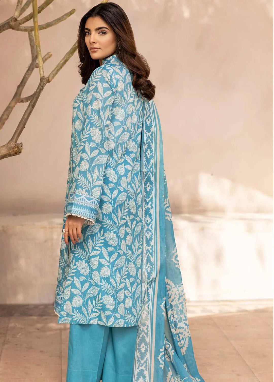 Rang by Motifz Printed Lawn Suits Unstitched 3 Piece 5508 Izel - Summer Collection