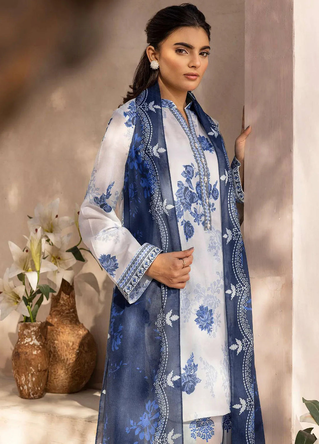 Rang by Motifz Printed Lawn Suits Unstitched 3 Piece 5520 Kyma - Summer Collection