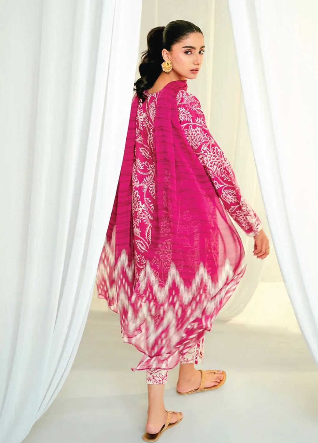Rang e Bahar by Humdum Embroidered Lawn Suits Unstitched 3 Piece HD25RB D-02 - Summer Collection