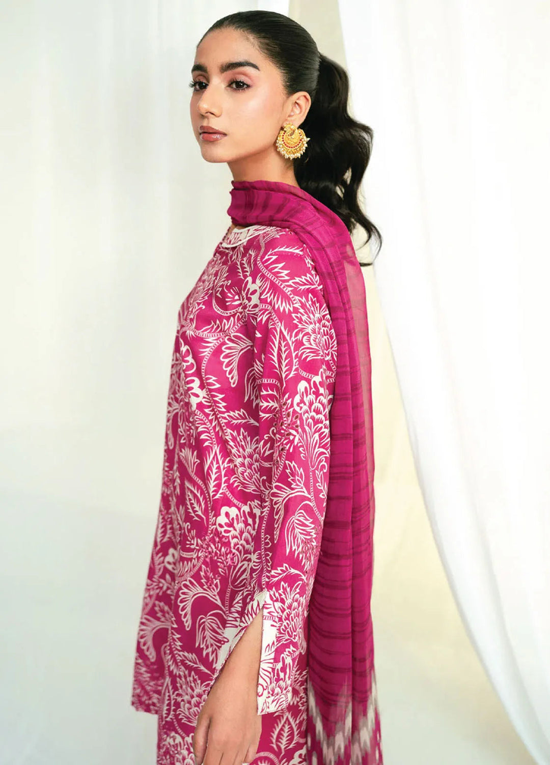 Rang e Bahar by Humdum Embroidered Lawn Suits Unstitched 3 Piece HD25RB D-02 - Summer Collection