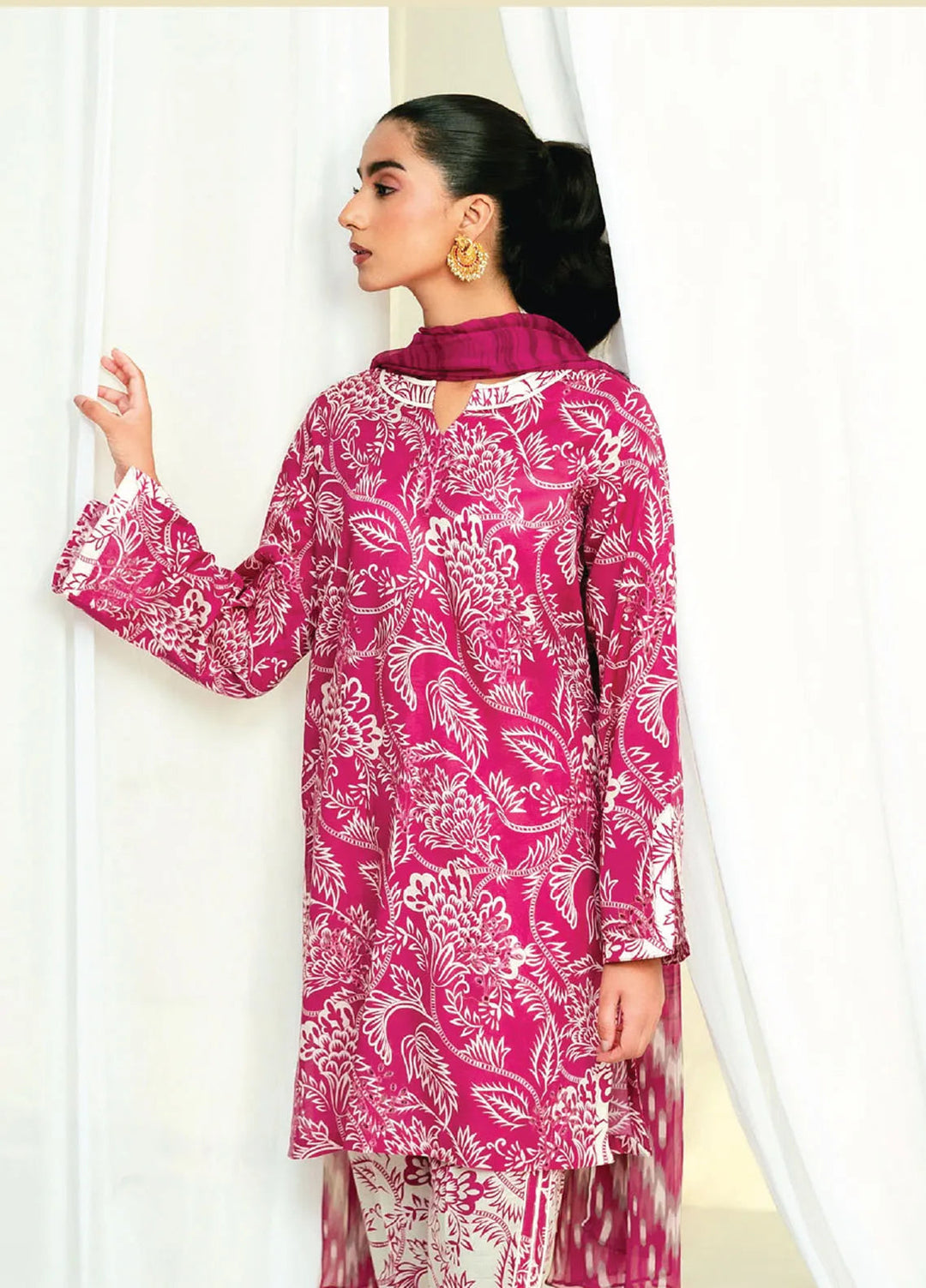 Rang e Bahar by Humdum Embroidered Lawn Suits Unstitched 3 Piece HD25RB D-02 - Summer Collection
