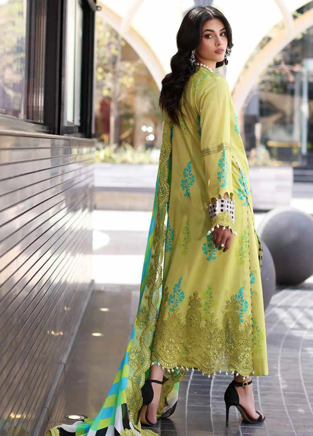 Rang-E-Bahar Embroidered Lawn Suit Unstitched 3 Piece CRZ24RB CRB4-16 - Spring Summer Collection