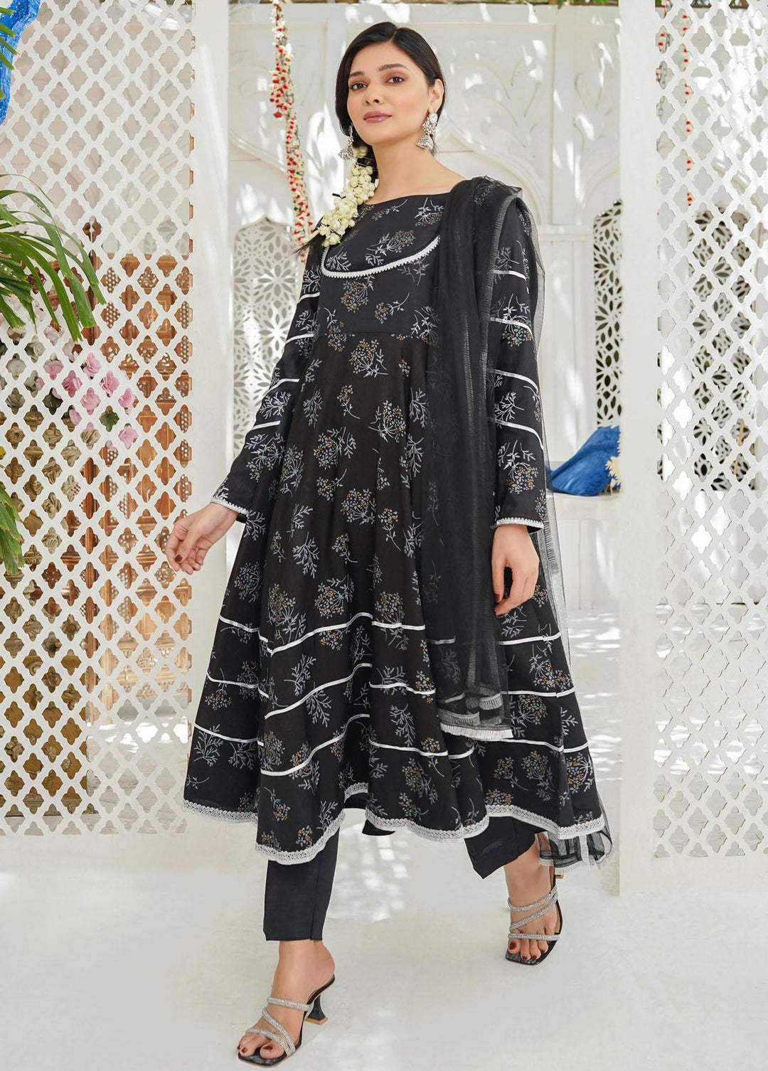 Modest Pret Embroidered Raw Silk 3 Piece Suit MD23RE Lila