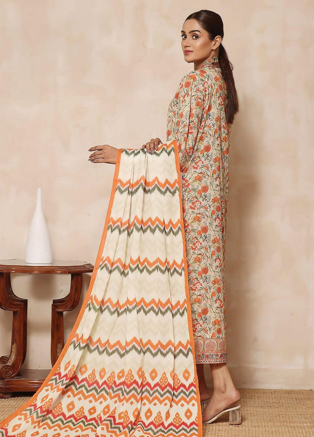 Rang-e-Hayah By Khas Embroidered Lawn Suits Unstitched 3 Piece KHS23RH KL-1927 - Summer Collection